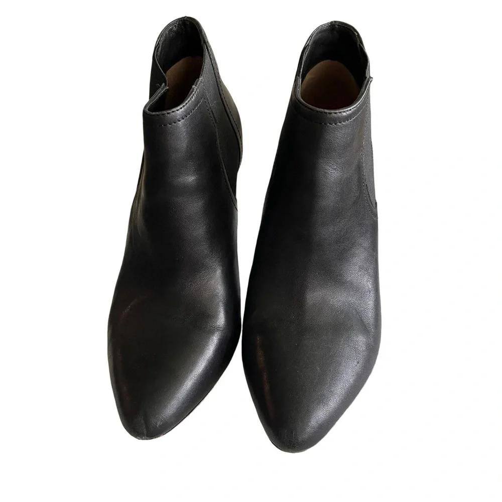 JOIE Gabija Cone Heel Black Leather Chelsea ankle booties Boots. Size 6.5